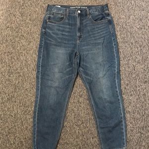 American eagle mom jeans size 12 ✨
